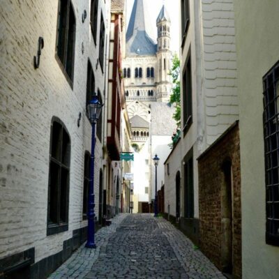 cologne-hidden-gems-things-to-do-walking-tour-history-friends-couples-groups-activities