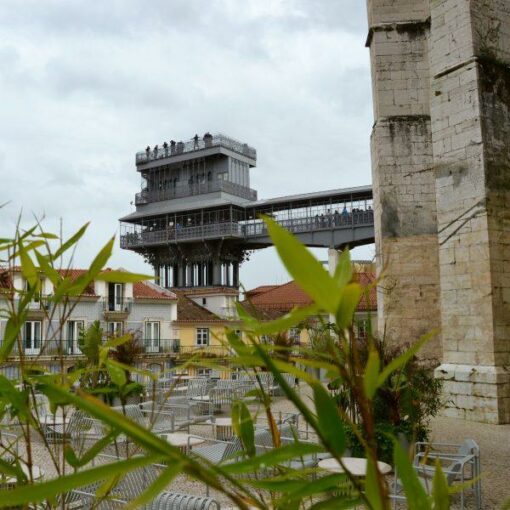 lisboa-hidden-gems-things-to-do-walking-tour-history-friends-couples-groups-activities
