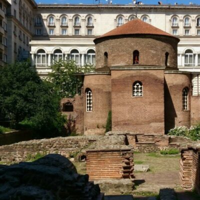 sofia-bulgaria-travel-hidden-gems-things-to-do-walking-tour-history-friends-couples-groups-activities