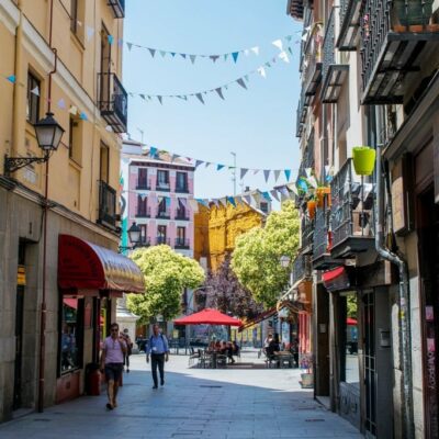 Discovery walk in Madrid's Bairro de las Letras